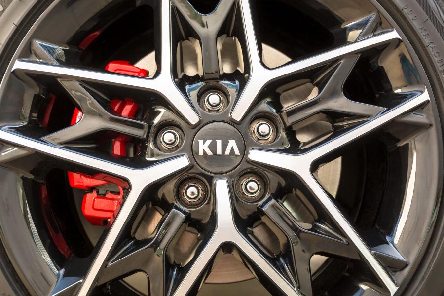 Колеса Kia Optima SX (JF) 2018 года  (NA) (фото 14 из 15)